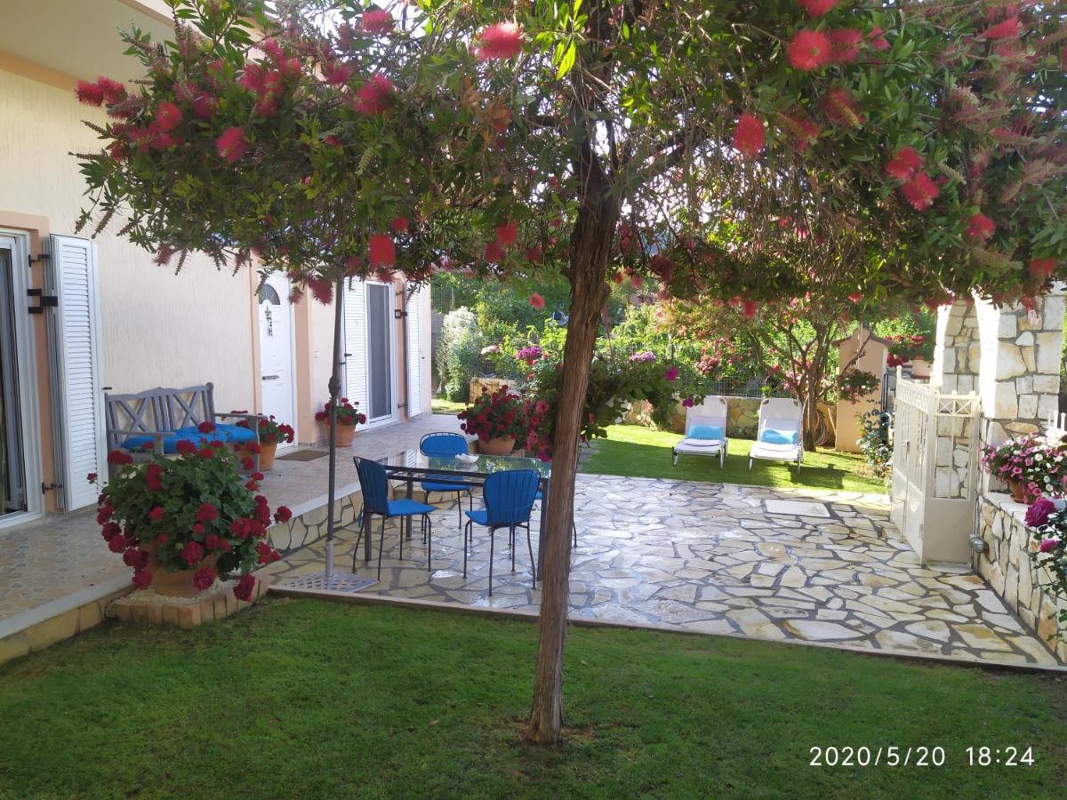 Summer Village House Popi Kanakades Luaran gambar