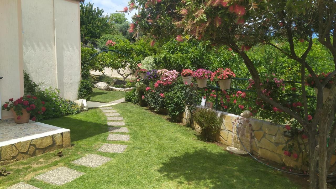 Summer Village House Popi Kanakades Luaran gambar