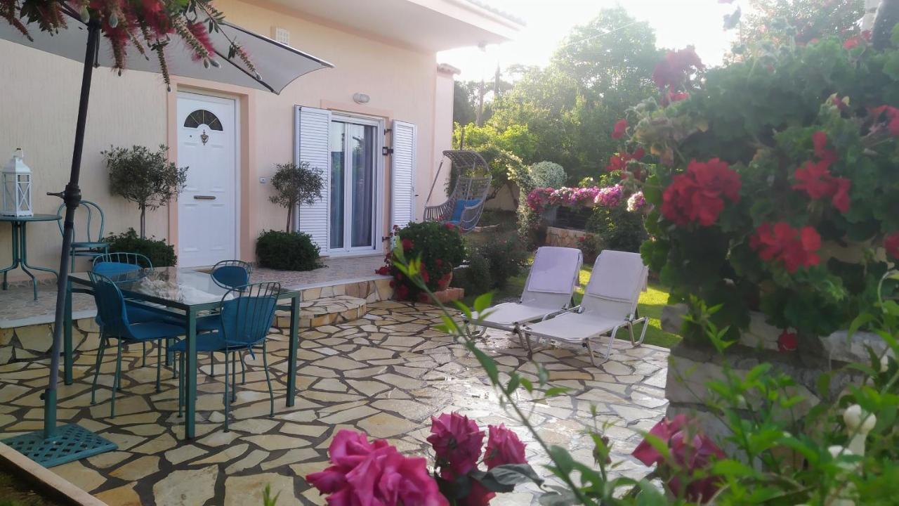 Summer Village House Popi Kanakades Luaran gambar
